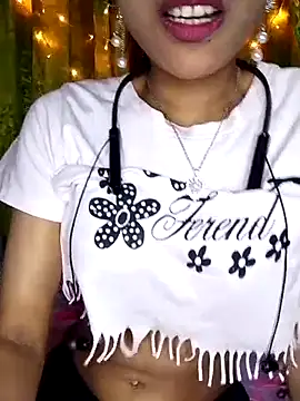 Maliha Chowdhury online show from 04.18.26