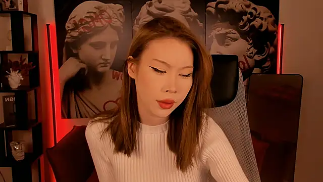 Snapshot of SarahRice chatting on 02.16.26 SarahRice online show from 02.16.26