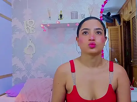 Emma Thompssonn online show from 02.14.26