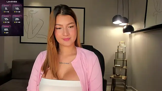 BellaThompsonX online show from 02.14.26