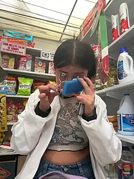 Snapshot of StrawberryPink_ chatting on 02.27.26 StrawberryPink online show from 02.27.26