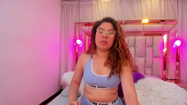 AllisonAdams  online show from 04.05.26