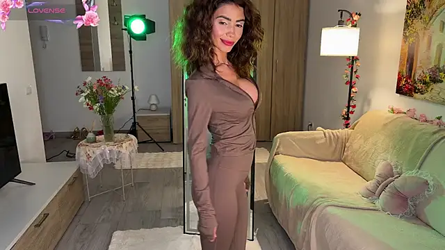 AyanaLys online show from 06.24.26