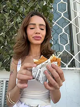 AyanaLys online show from 07.31.26
