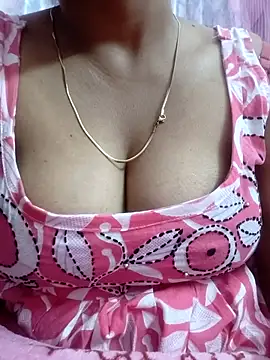 Hot-Tinaa online show from 02.28.26