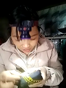 Snapshot of lia-coy chatting on 02.04.26 lia-coy online show from 02.04.26