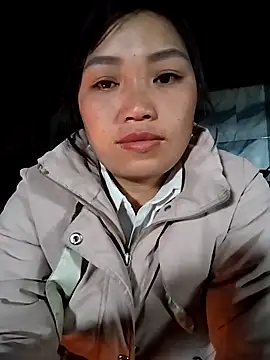 Snapshot of lia-coy chatting on 02.13.26 lia-coy online show from 02.13.26