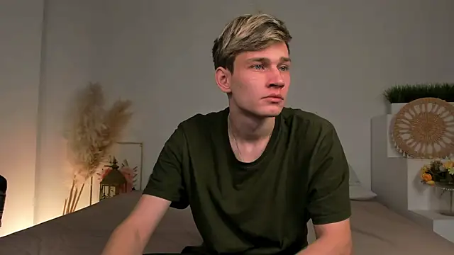 Volan Starts online show from 02.08.26