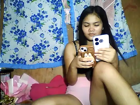 PinaySkinnyJust18 online show from 06.03.26