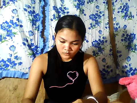 Snapshot of PinaySkinnyJust18 chatting on 06.29.26 PinaySkinnyJust18 online show from 06.29.26