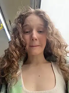 outside rosy online show from 03.29.26