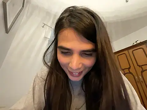 Lily WellGifted online show from 02.04.26