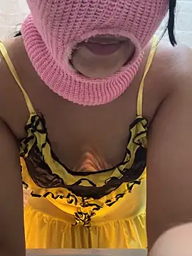 Snapshot of Rabab_Queen chatting on 06.19.26 Rabab Queen online show from 06.19.26