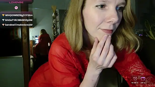 Daisy Lovely online show from 02.07.26