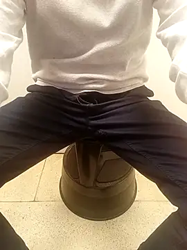 Snapshot of testmailx75 chatting on 02.17.26 testmailx75 online show from 02.17.26