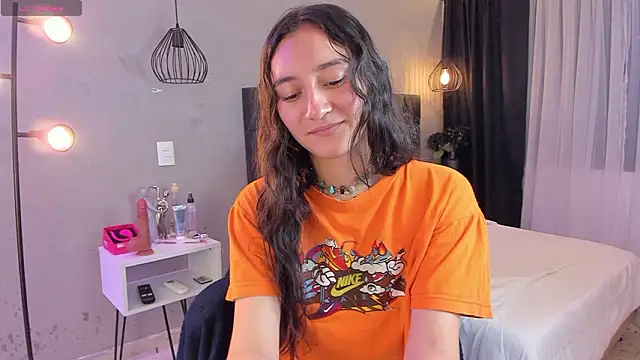 isabella nowa online show from 02.22.26