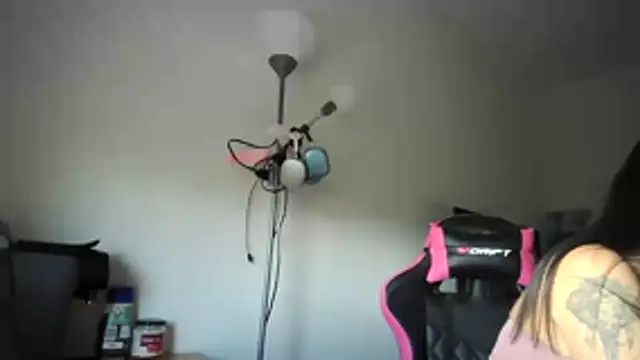 Yulian Milf online show from 03.08.26