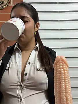 A-uroora online show from 03.28.26