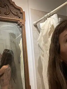 luxxlola online show from 02.03.26