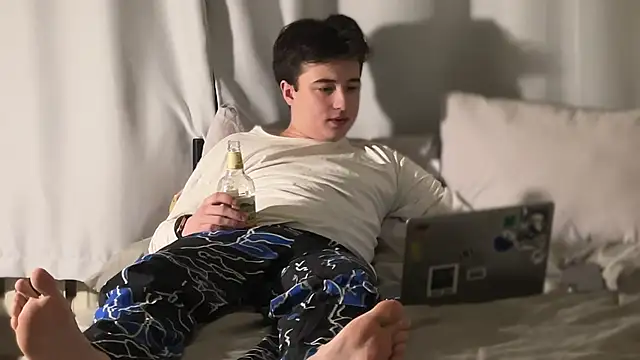 coolskum0 online show from 03.15.26