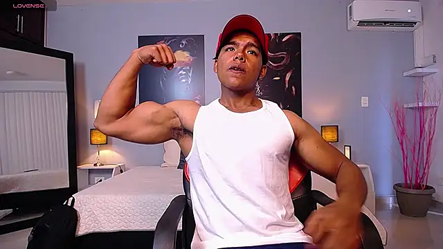 Snapshot of DanielHaloran chatting on 02.18.26 DanielHaloran online show from 02.18.26