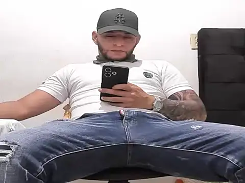 Snapshot of Tiger_job chatting on 04.04.26 Tiger job online show from 04.04.26