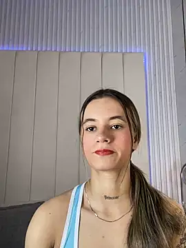 Snapshot of JuliaColemann chatting on 03.15.26 JuliaColemann online show from 03.15.26