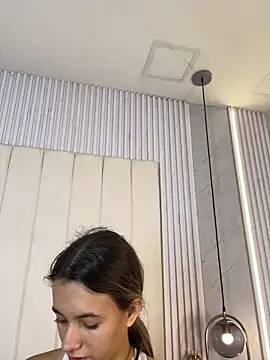 JuliaColemann online show from 05.24.26