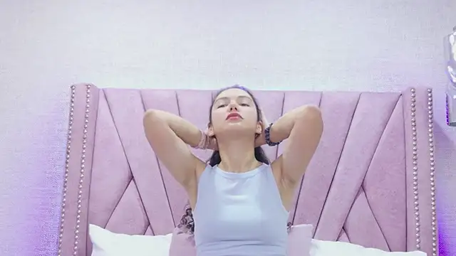 Snapshot of RoxanaAngel chatting on 02.02.26 RoxanaAngel online show from 02.02.26