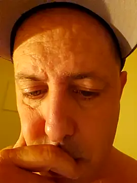 Snapshot of Martin_dick78 chatting on 03.25.26 Martin dick78 online show from 03.25.26