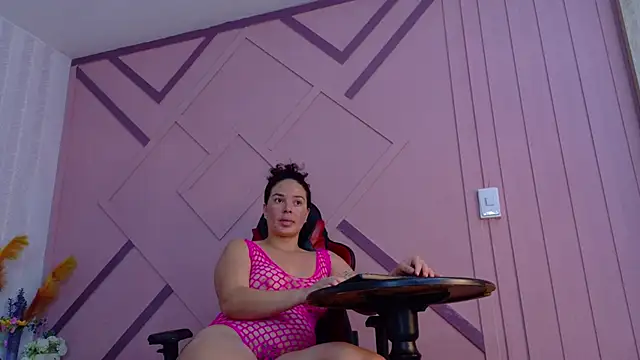 ZamanthaJhones online show from 04.14.26