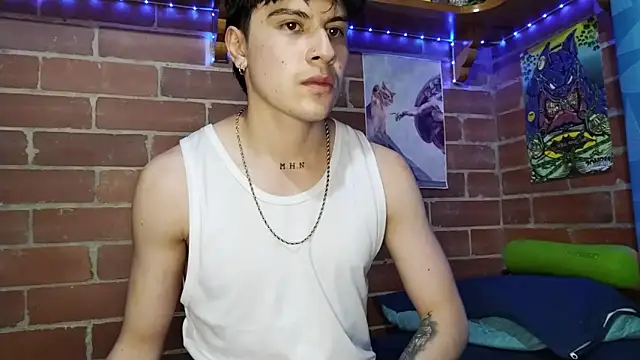 Snapshot of PaulDamico chatting on 03.12.26 PaulDamico online show from 03.12.26