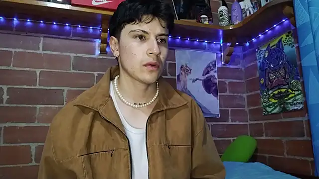 Snapshot of PaulDamico chatting on 03.27.26 PaulDamico online show from 03.27.26