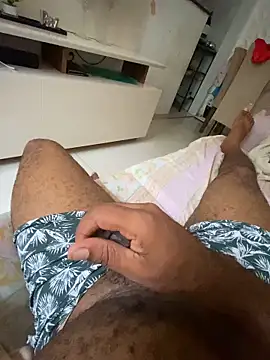 Snapshot of hudson19cm chatting on 02.05.26 hudson19cm online show from 02.05.26