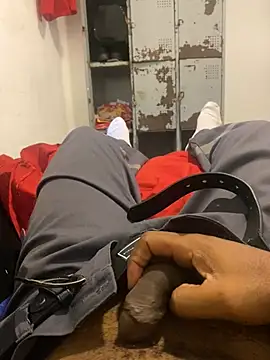 Snapshot of hudson19cm chatting on 03.11.26 hudson19cm online show from 03.11.26