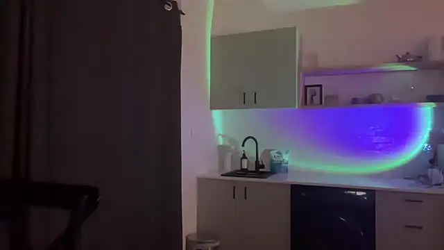 xopeachybaby online show from 04.26.26