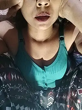 Ayesha Khan1 online show from 04.15.26