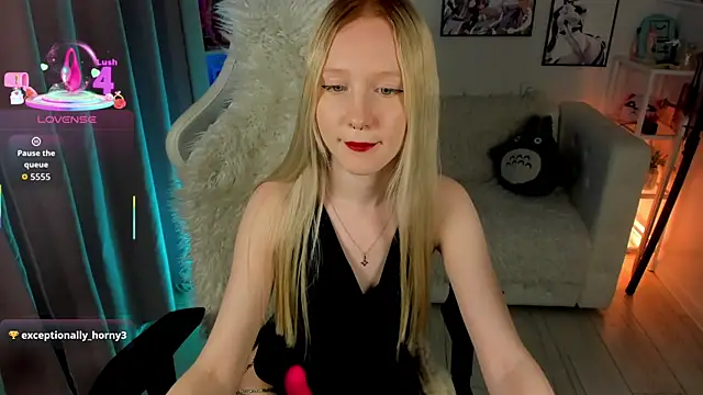 Sia Hart online show from 03.28.26