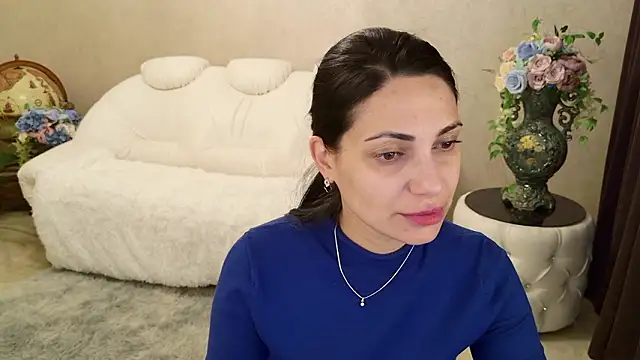 LovelyBeatrice online show from 02.06.26