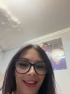 HiddendesireXO01 online show from 06.27.26