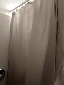 Snapshot of BusyB1983 chatting on 02.21.26 BusyB1983 online show from 02.21.26