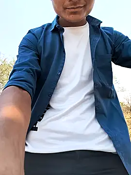 its rising star online show from 04.19.26