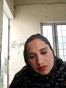 Cute-karisma1234 online show from 02.05.26