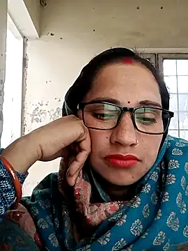 Cute-karisma1234 online show from 02.22.26