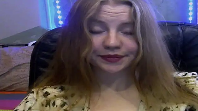 Space Girls 699 online show from 02.12.26