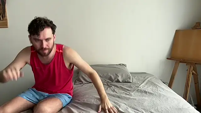 Snapshot of DomAtHome chatting on 04.14.26 DomAtHome online show from 04.14.26