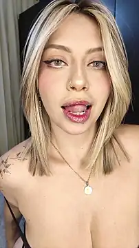 Snapshot of BellaDonna_16 chatting on 07.16.26 BellaDonna 16 online show from 07.16.26