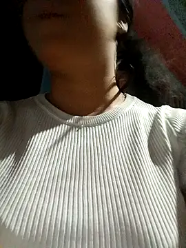 Snapshot of Ailen-cute chatting on 02.19.26 Ailen-cute online show from 02.19.26