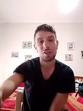 Snapshot of Mcsimotoro chatting on 03.24.26 Mcsimotoro online show from 03.24.26