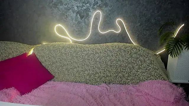 Dream Olivia online show from 05.20.26